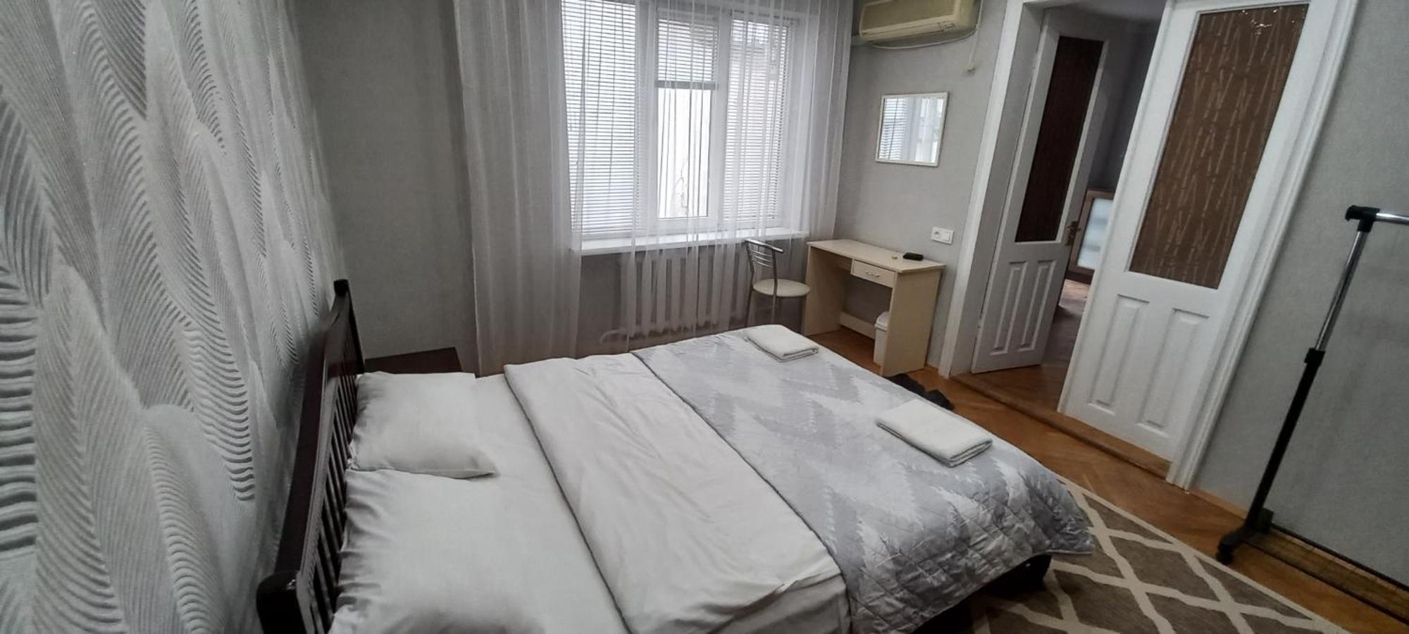 Pelican & Hostel Çernivtsi