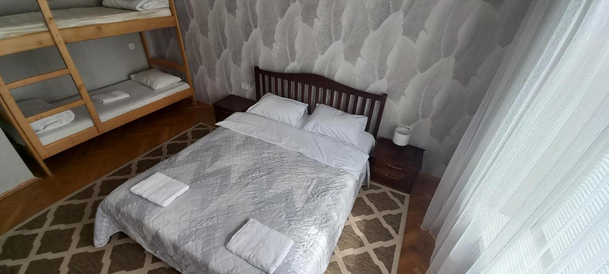 Hostel Pelican & Çernivtsi